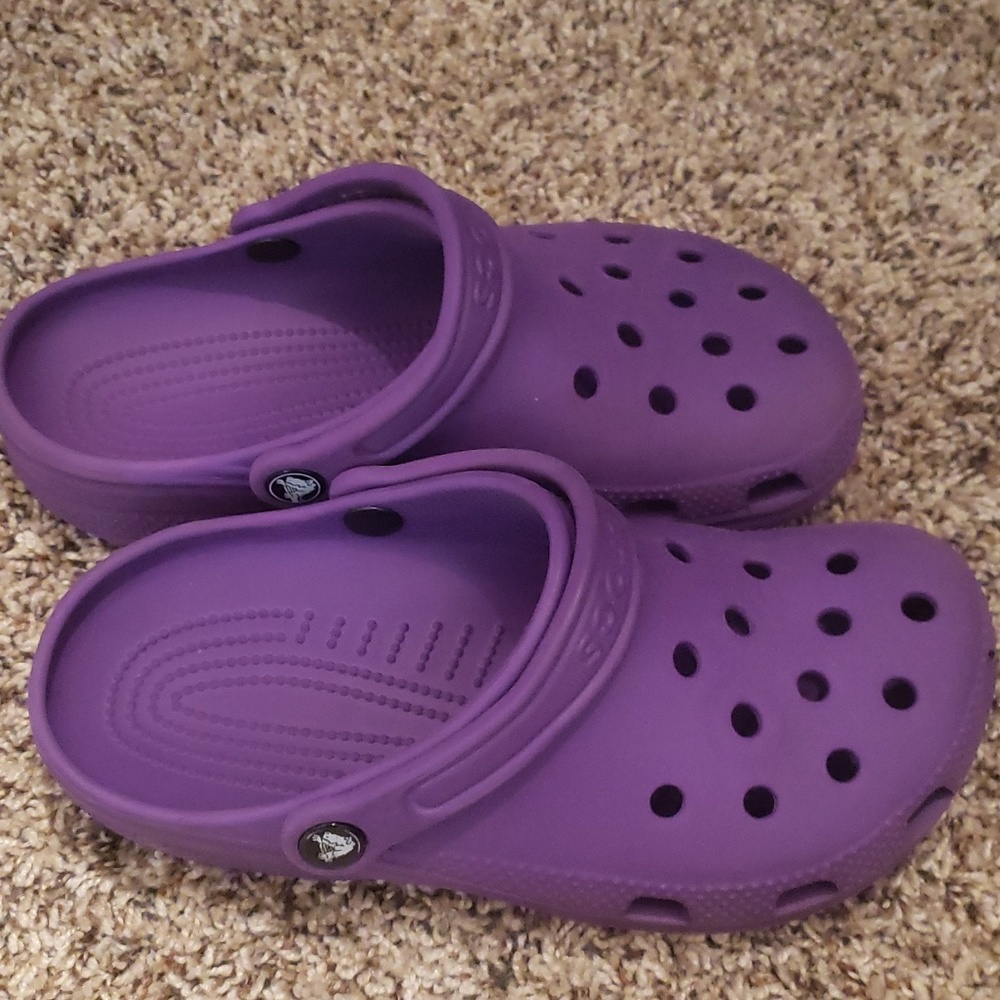Purple Crocs (women's 7) (men's 5)